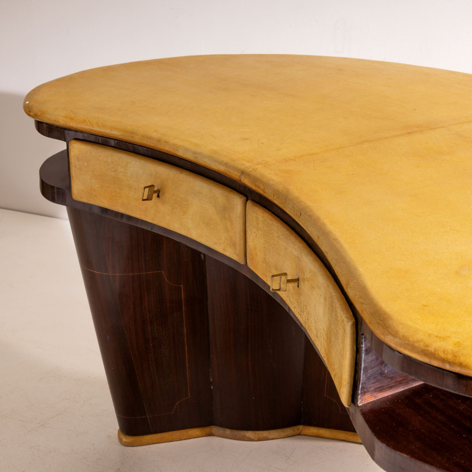 1930s Desk by Gaetano Borsani