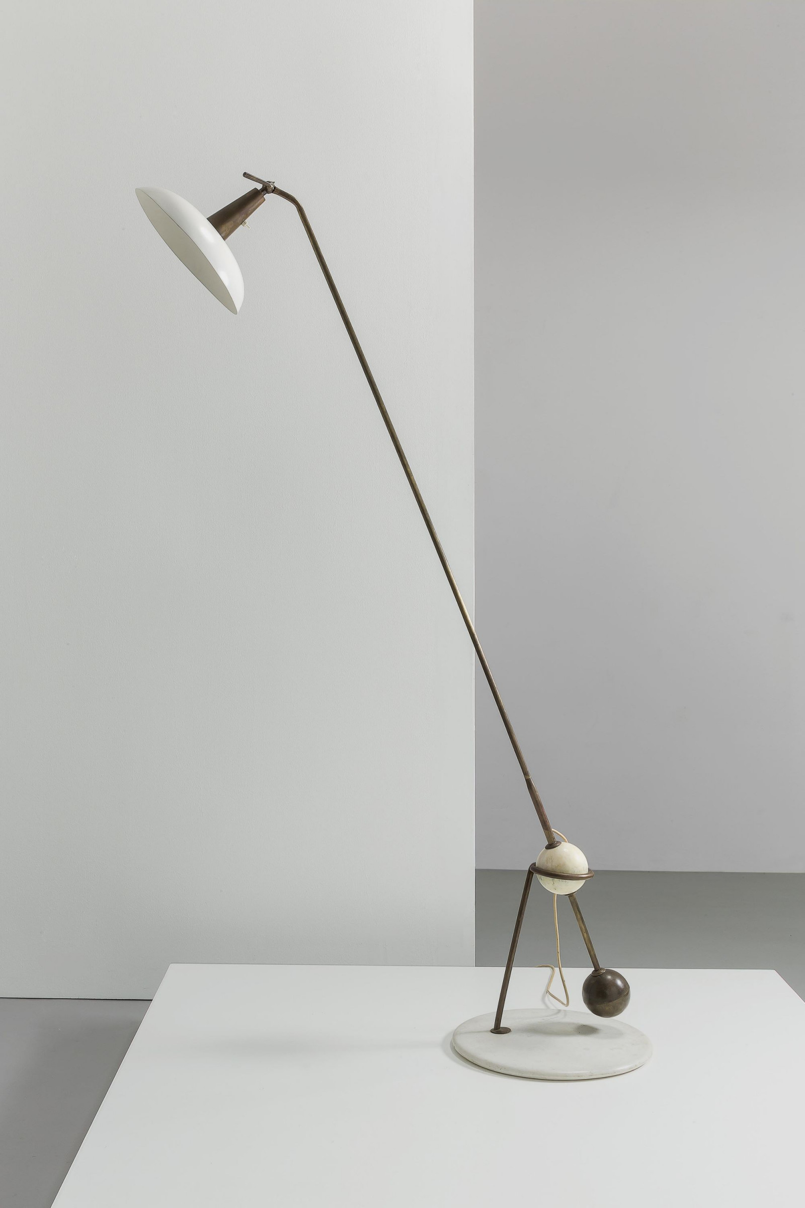 Rare Floor Lamp mod.1036 designed by Gino Sarfatti