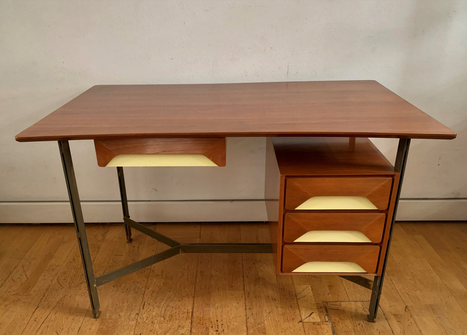 Stunning 1950s Italian Small Desk  SOLD SOLD 