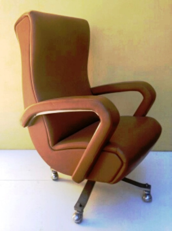 1970's Extraordinary Swivel Desk Chair by Gianni Moscatelli for Formanova 